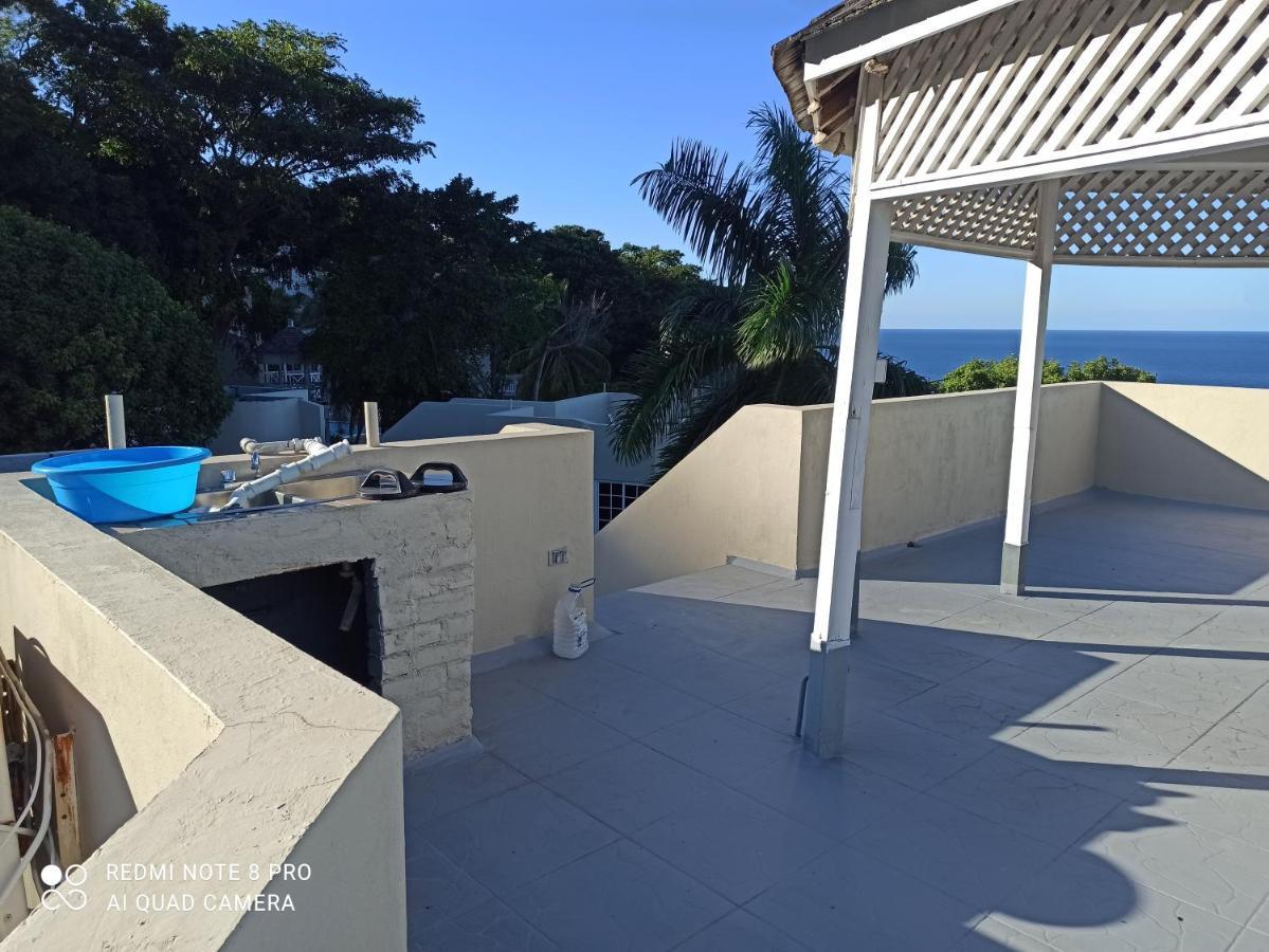 Columbus Heights Apt 26 F Ocho Rios Ngoại thất bức ảnh